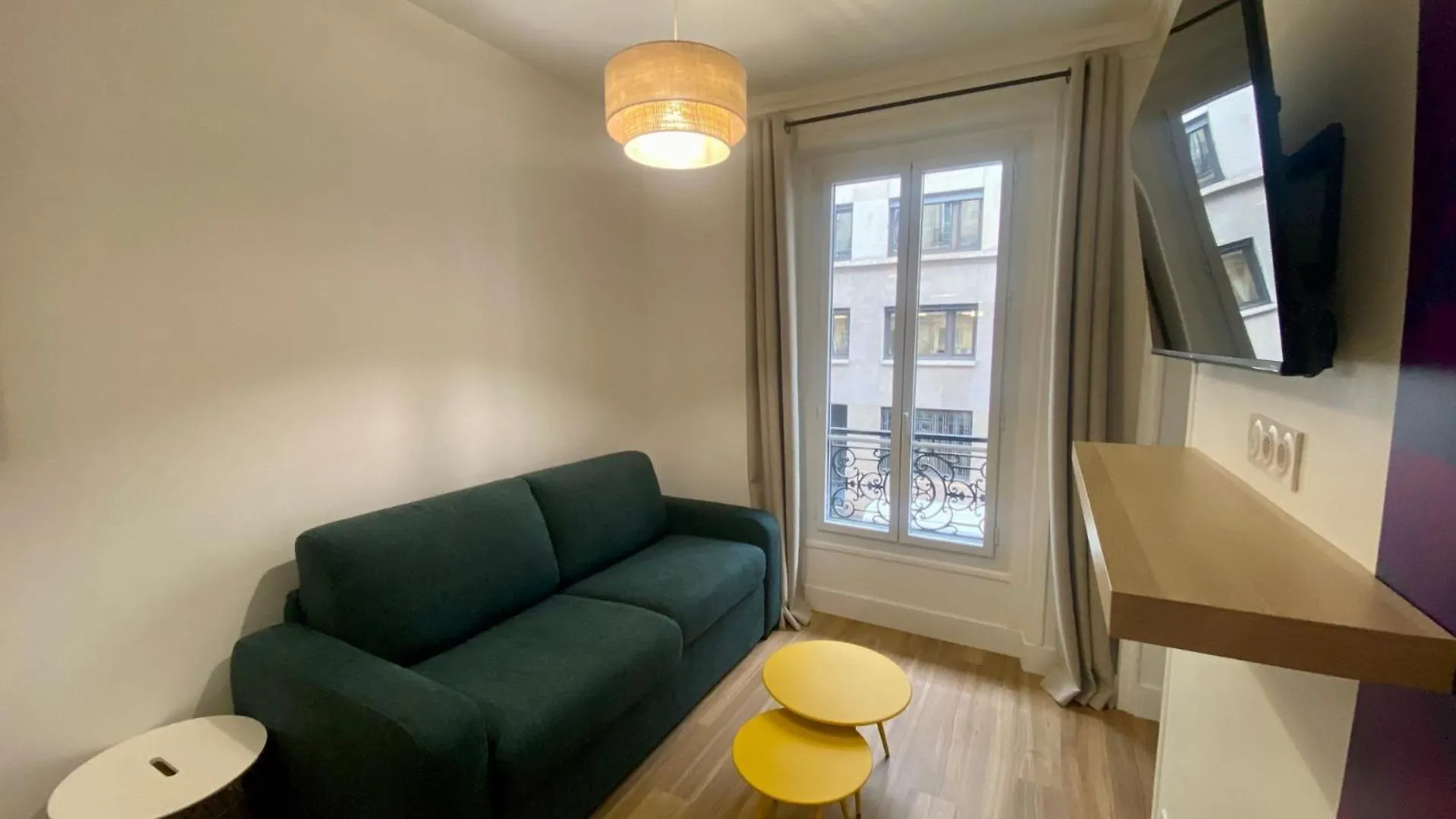 Lumineux Proche Saint-lazare - 8p Apartment *